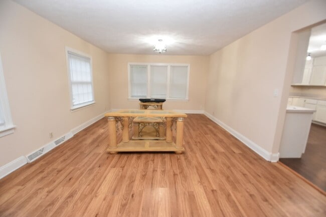 Photo - 17967 Edgewood Walk