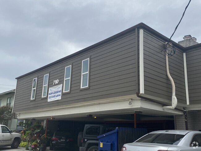 Building Photo - Apartments at 710 Colquitt