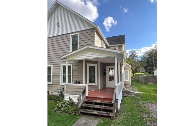 Photo - 126 W 3rd St