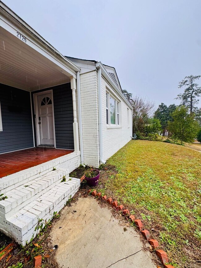 Photo - 2720 Hazel St