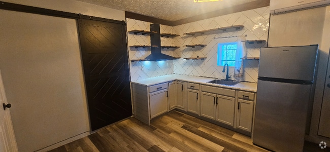 Building Photo - 1941 Callaway Rd SW Unit 1 Rental
