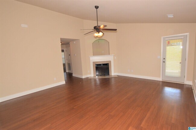 Photo - 122 Grasonville Rd