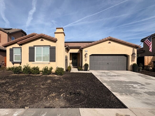 Building Photo - Beautiful 4 bedroom home for rent in Visalia, CA