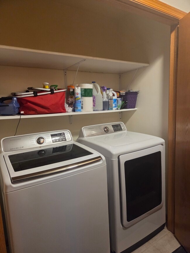 Laundry - 1903 Sagebrush Way