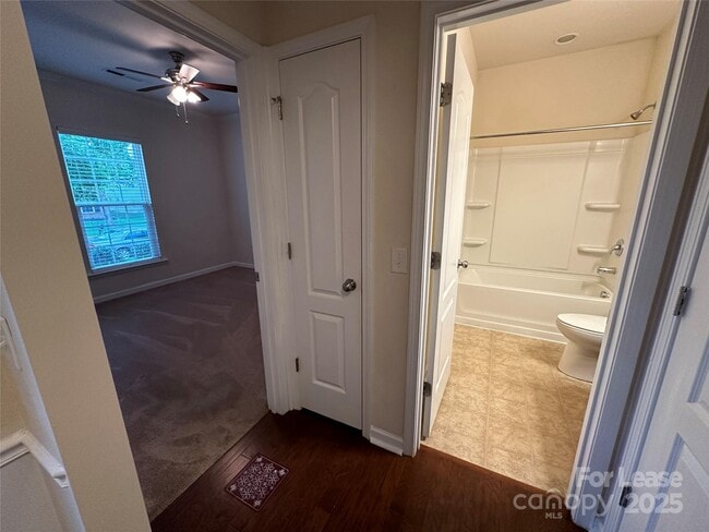 Photo - 141 Four Seasons Way