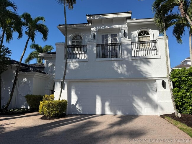 Building Photo - 6493 Enclave Way