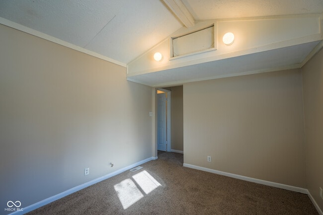 Photo - 136 S Webster Ave