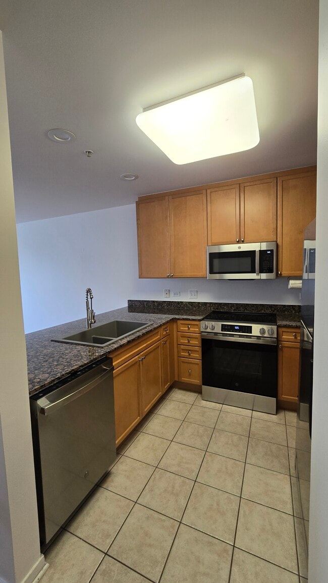 Brand new range and microwave