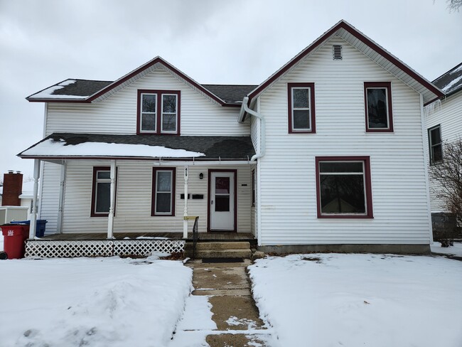 Building Photo - 419 Olmstead St Unit 2