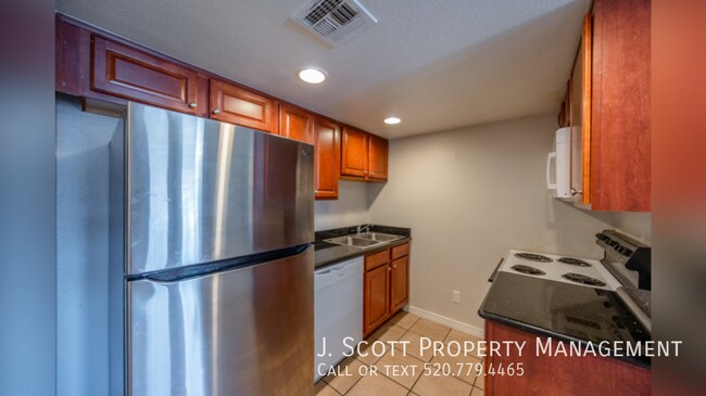 Photo - 12440 N 20th St Apartment Unit 212
