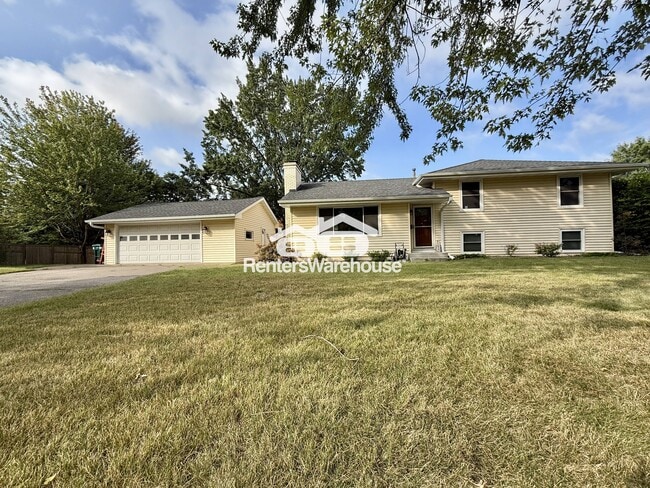 Building Photo - 8217 Harrison Cir Rental