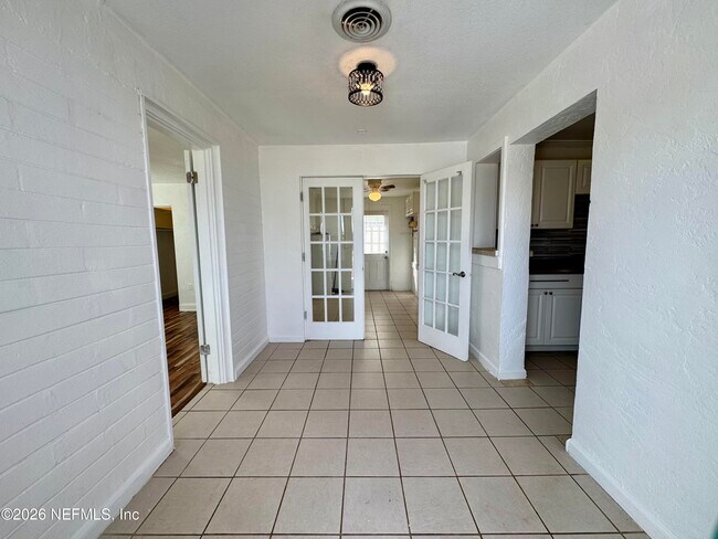 Photo - 288 Boylston Ave