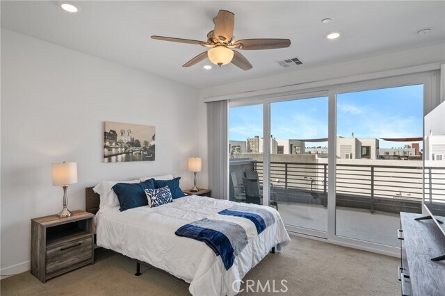 Photo - 277 Dockside Ln