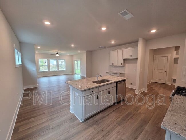 Photo - 7553 Snow Cone Wy