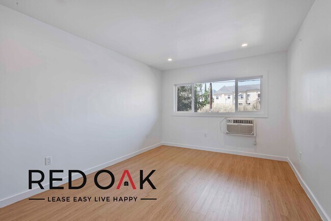Photo - ~2 Weeks FREE~Stunning One Bedroom with St... Unidad 3152