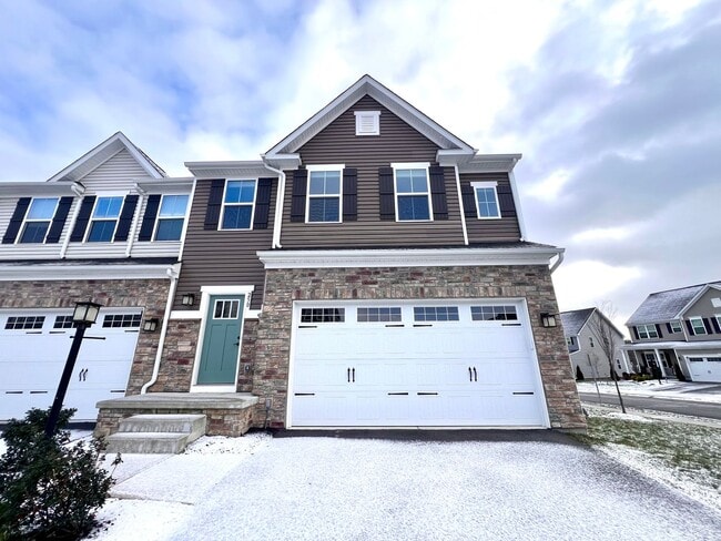 Building Photo - 3 Bed 3 Bath- Mars PA Rental