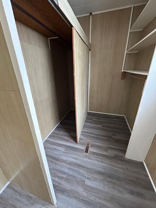 Photo - 1 Bedroom 1 Bath Apartment Unit RHS 416-#2