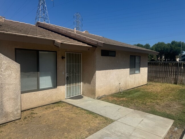 8200 Laborough Dr Unidad B