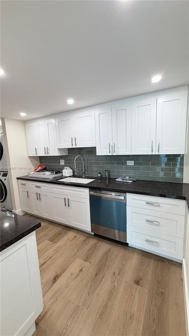 Photo - 2451 Brickell Ave Unit 5G