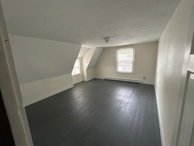 Photo - 27R Albion St Unit 1