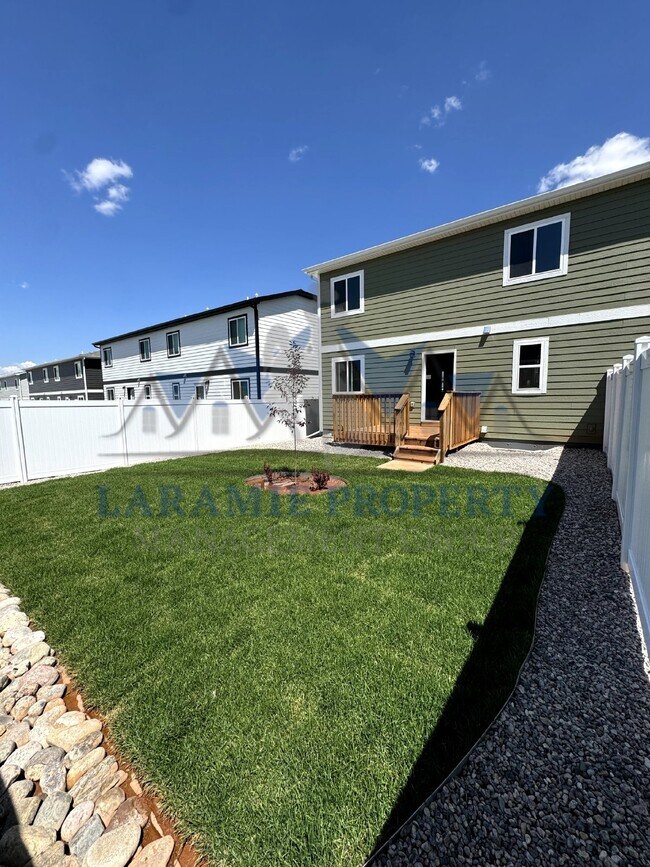 Photo - 4-Bedroom, 4.5 bath Condo - 1/2 OFF 1ST MO... Unit 206A