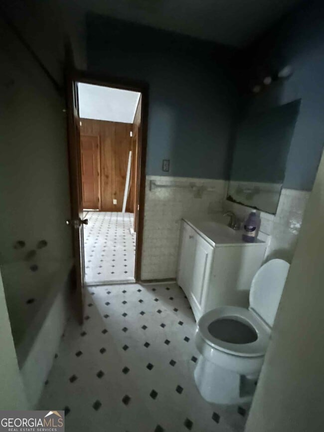 Photo - 1970 Vining Cir