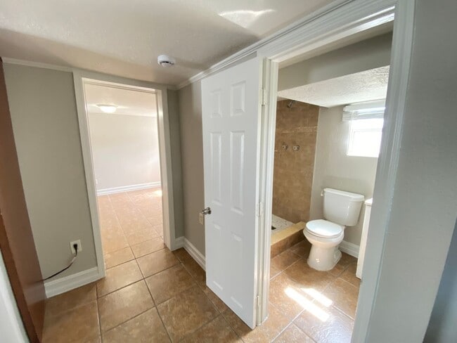 Photo - 812 W Livingston St Unidad B