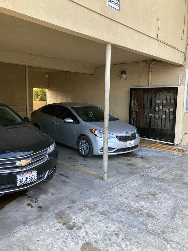 Photo - 11736 S Vermont Ave.