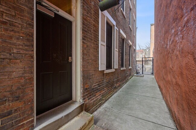 Photo - 516 E 13th St Unidad 1
