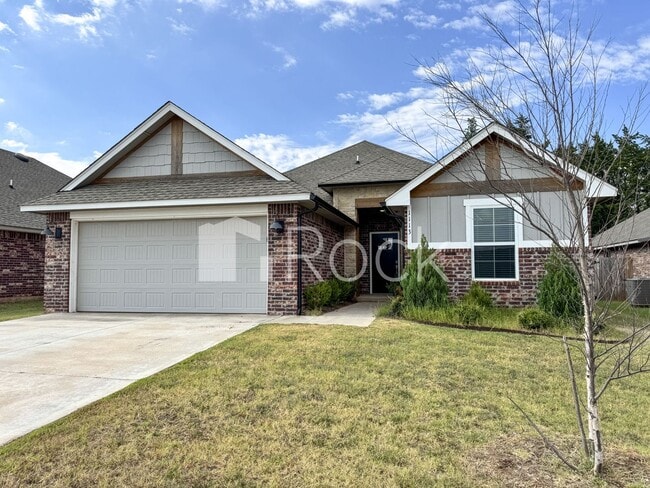 Building Photo - Beautiful 3 Bedroom Home in Azalea Farms in Noble