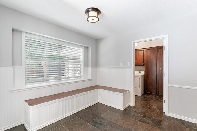 Building Photo - 2406 Box Oak Pl Rental