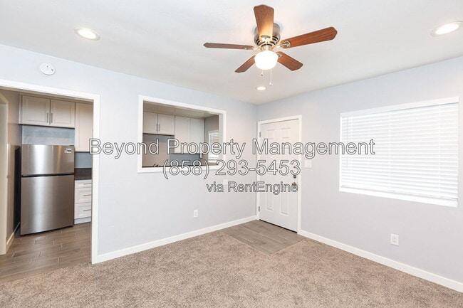 Photo - 5074 Lotus St