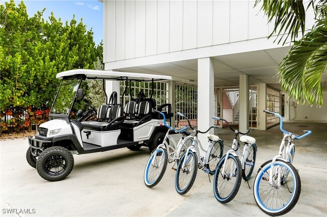 Photo - 370 6th Ave S