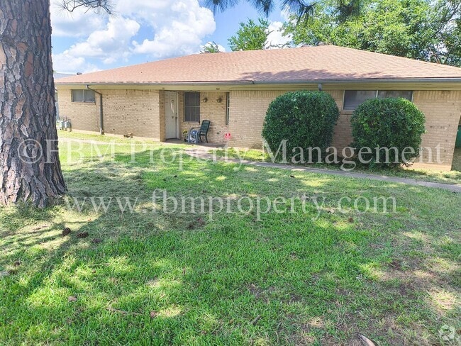 Building Photo - 108-110 Sunset Dr Unit 108 Rental