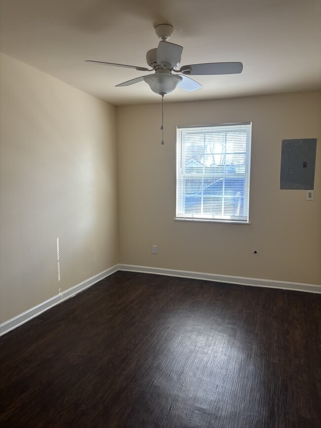 Photo - 2413 Deadrick Ave