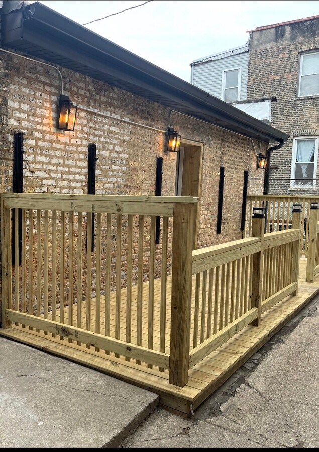 Photo - 2651 W North Ave Unit 1R