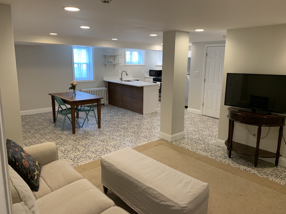 Photo - 1343 Somerset Pl NW (Washington, DC)