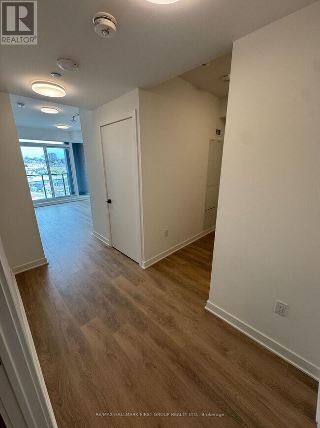 Photo - 1185 Dupont St Unit 621