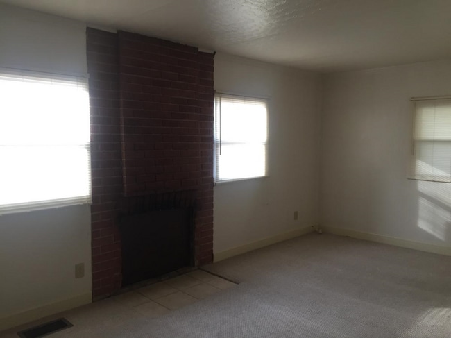 Photo - 608 N Jefferson St