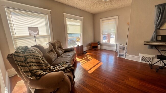 Photo - 1211 Bridge St NW Unidad Apt 2F