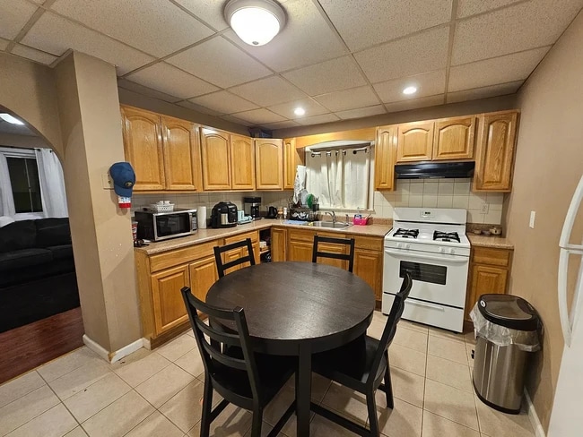Photo - 405 N 3rd St Unit 2