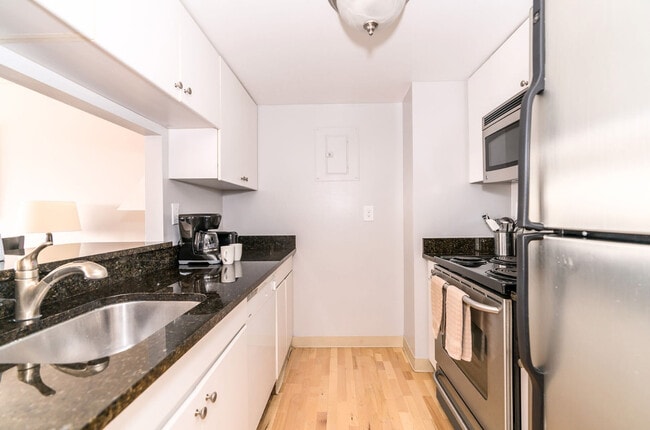 Photo - 127 Greyrock Pl Unidad FL16-ID1050389P