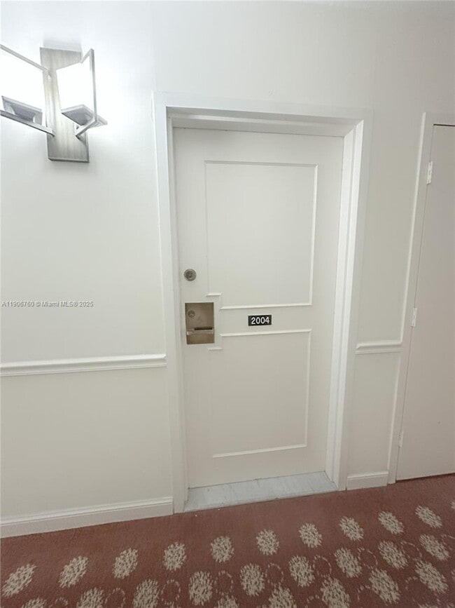 Photo - 2500 Parkview Dr Unit 2004