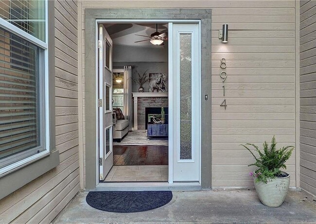 Building Photo - 8914 Bridgewood Trail Rental