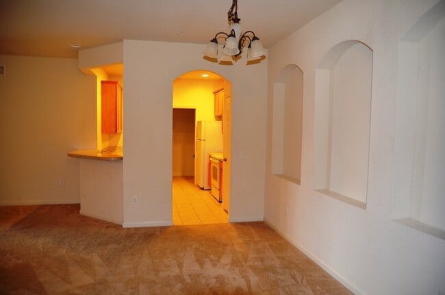 3301 Whitestone Cir