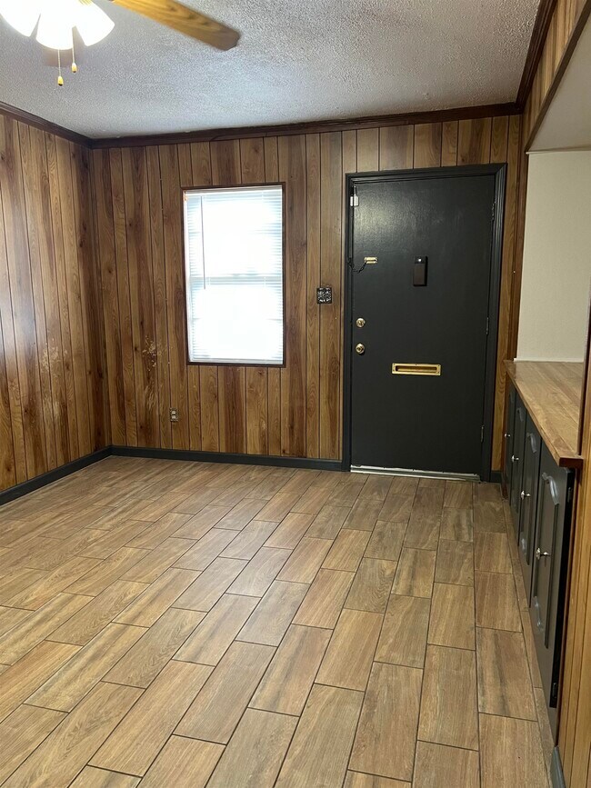 4106 Knight Arnold Rd House House Rental in Memphis, TN