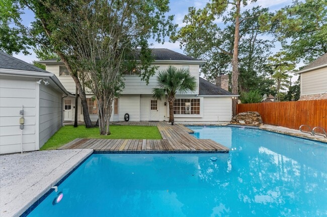 Photo - 15807 Crystal Brook Dr