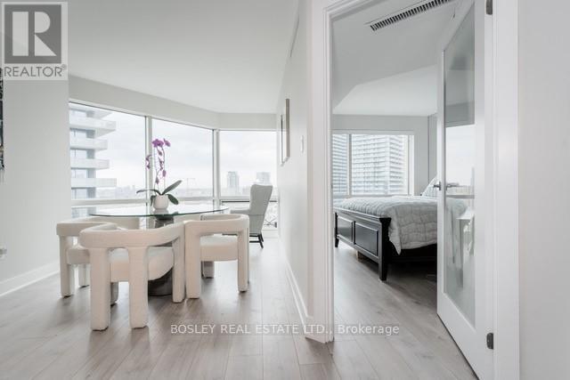 Photo - 1001 Bay St. Unit 2219