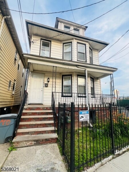 Building Photo - 740 Edgar Rd Unit 740 Rental