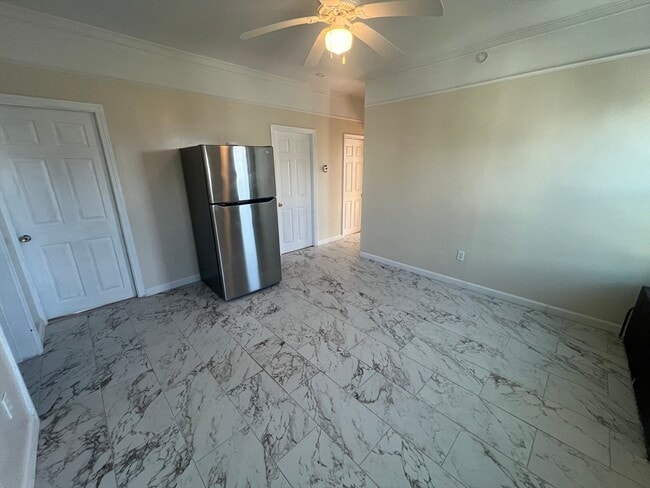 Photo - 109 Walker St Unit 2